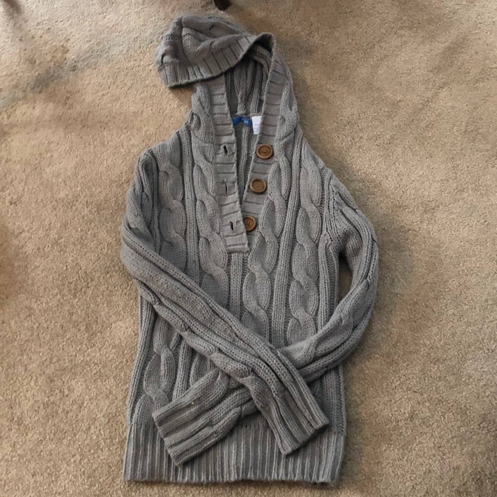 Delias Medium Sweater